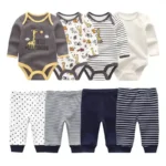 Lot 4 bodys et 4 pantalons pour bébé garçon